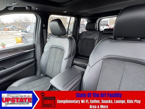 New 2026 Jeep Grand Cherokee Altitude image 22