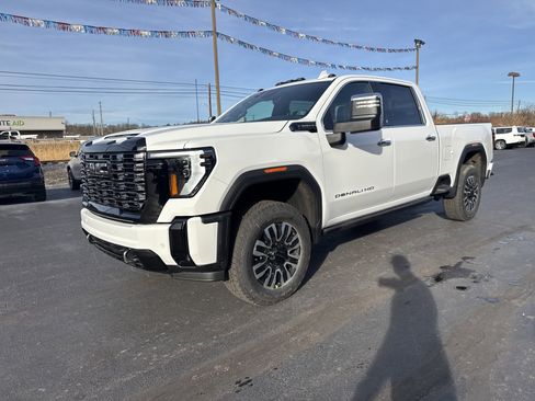 New 2026 GMC Sierra 2500 Denali Ultimate image 8