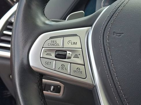 Used 2019 BMW X7 xDrive40i w/ Premium Package AWD/4WD image 6