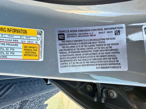 New 2026 GMC Hummer EV 4x4 Crew Cab image 23