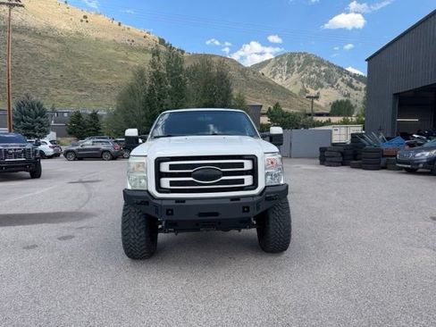 Used 2015 Ford F250 Platinum w/ FX4 Off-Road Package AWD/4WD image 5