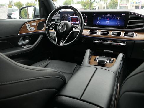 Used 2025 Mercedes-Benz GLE 350 4MATIC image 27