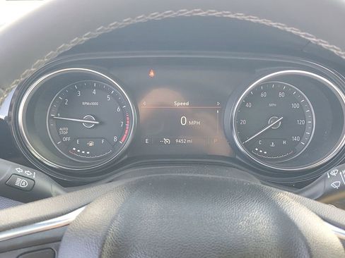 Used 2023 Buick Encore GX Select image 36