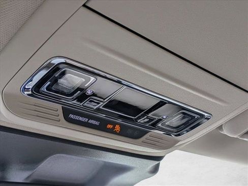 Used 2024 Lincoln Corsair Reserve image 15