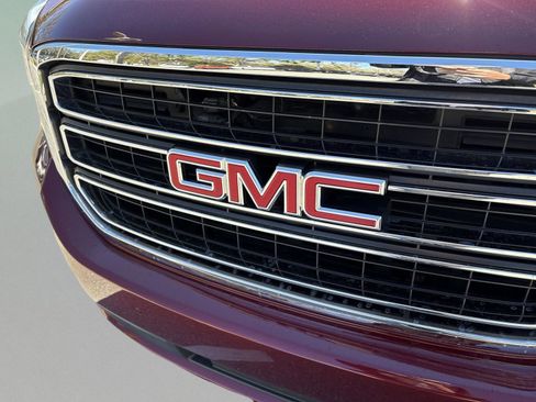 Used 2017 GMC Yukon SLT w/ Premium Edition image 31