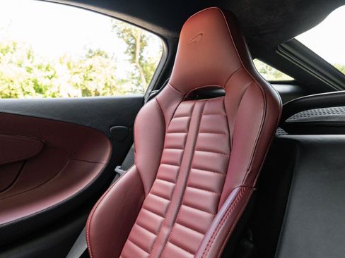 Used 2025 McLaren GTS RWD image 8