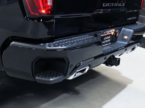 Used 2026 GMC Sierra 1500 Denali Ultimate AWD/4WD image 12