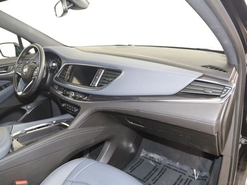 Used 2023 Buick Enclave Essence AWD/4WD image 40
