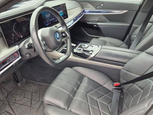 Used 2024 BMW i7 eDrive50 RWD image 14