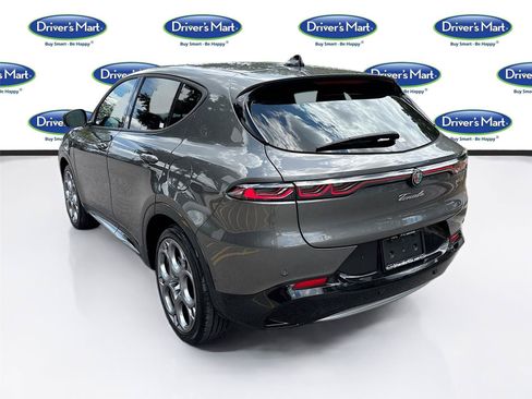 Used 2024 Alfa Romeo Tonale Ti AWD/4WD image 5