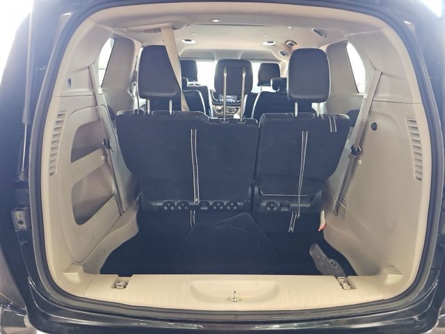 Used 2023 Chrysler Pacifica Touring-L FWD image 17