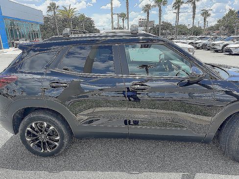 Certified 2023 Chevrolet TrailBlazer LT w/ Convenience Package FWD image 42
