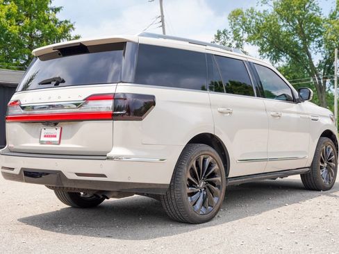 Used 2021 Lincoln Navigator Reserve AWD/4WD image 10