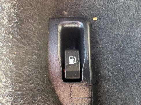 Used 2017 Subaru Forester 2.5i image 15