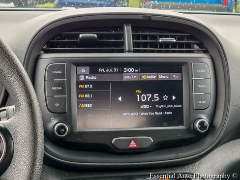 Used 2024 Kia Soul LX w/ Option Group 015 FWD image 19