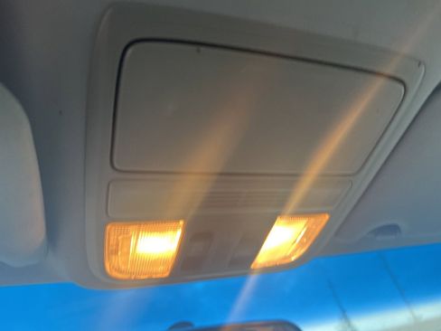 Used 2011 Honda Accord EX image 41