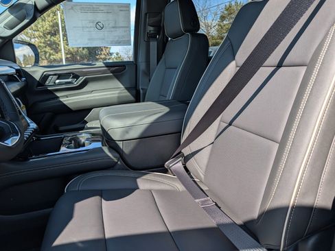 New 2026 GMC Yukon XL Elevation AWD/4WD image 22