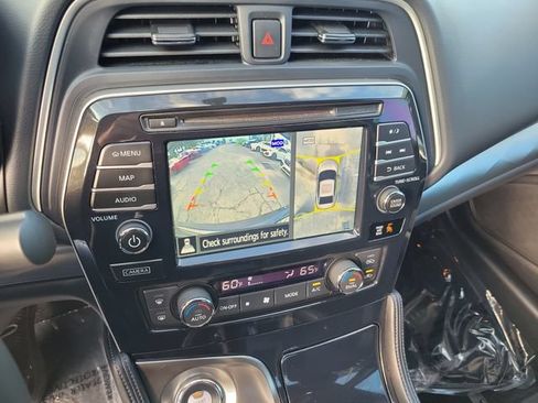 Used 2018 Nissan Maxima SR w/ Midnight Edition FWD image 28