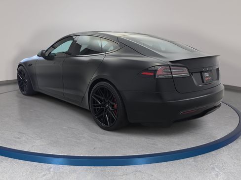 Used 2024 Tesla Model S Plaid AWD/4WD image 7