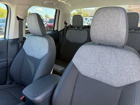 Used 2025 Ford Maverick XLT w/ XLT Luxury Package FWD image 13