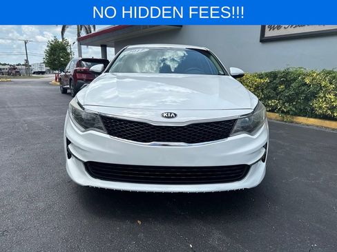 Used 2017 Kia Optima LX w/ Option Group 014 FWD image 3