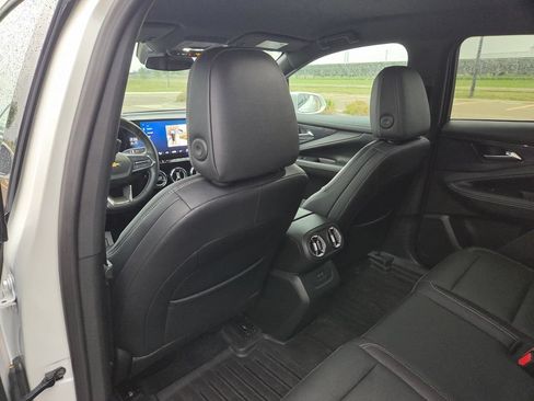 Used 2024 Chevrolet Blazer EV LT AWD/4WD image 45