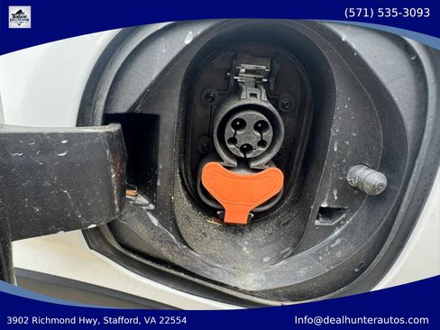 Used 2023 Chevrolet Bolt EUV LT FWD image 26