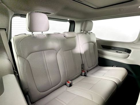 Used 2022 Jeep Wagoneer Series II w/ Premium Group I AWD/4WD image 30