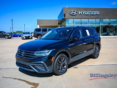 Used 2023 Volkswagen Tiguan SE