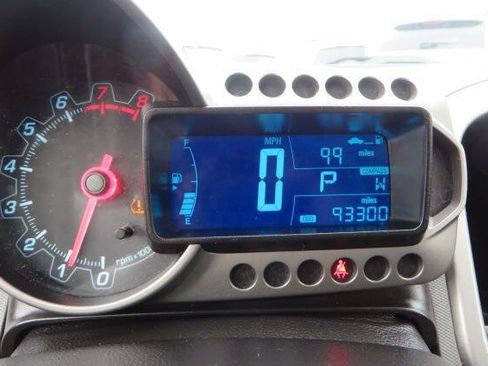 Used 2016 Chevrolet Sonic LT FWD image 47