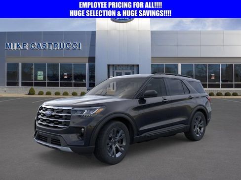 New 2026 Ford Explorer Active w/ Active Comfort Package AWD/4WD image 1