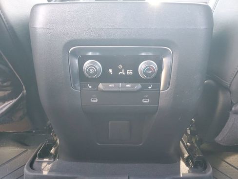 Used 2024 Chevrolet Suburban RST w/ Luxury Package RWD image 27
