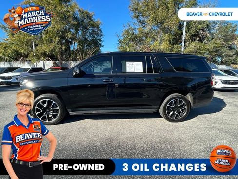 Used 2022 Chevrolet Suburban RST w/ Luxury Package image 4