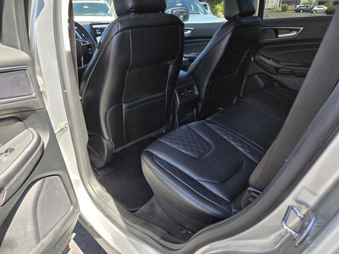 Used 2024 Ford Edge Titanium AWD/4WD image 14