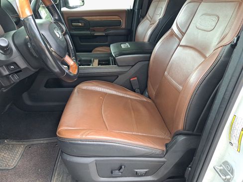 Used 2020 RAM 2500 Limited image 10