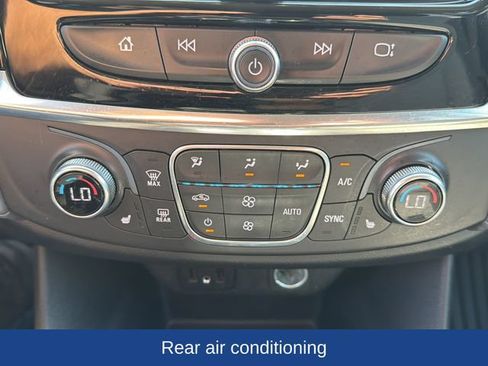 Used 2019 Chevrolet Traverse LT AWD/4WD image 15