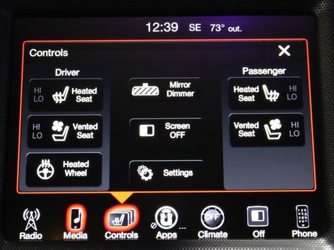 Used 2016 Dodge Challenger SXT Plus image 31