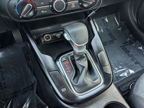 Used 2021 Kia Soul S image 12