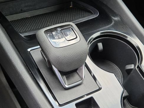 Used 2025 Nissan Rogue SV FWD image 49