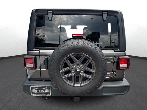 Used 2024 Jeep Wrangler Unlimited Sport AWD/4WD image 4