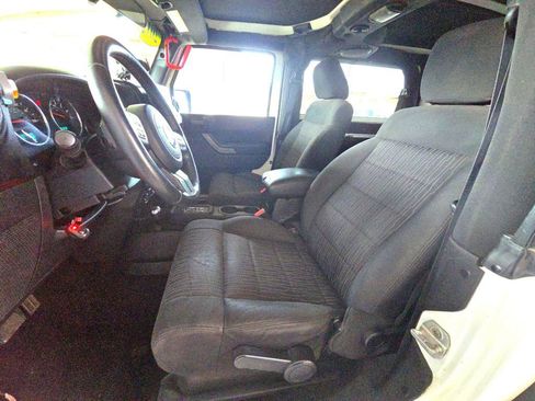 Used 2012 Jeep Wrangler Sport image 9