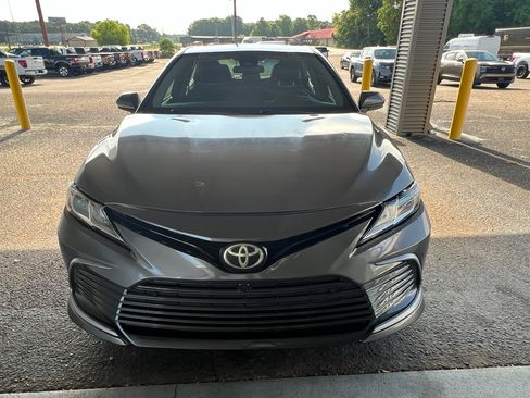 Used 2023 Toyota Camry LE FWD image 3