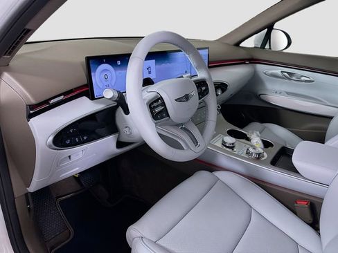 New 2026 Genesis GV70 2.5T Advanced image 9