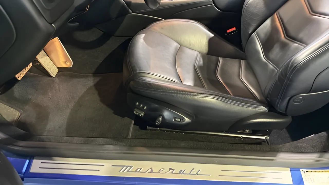Used 2018 Maserati GranTurismo Sport RWD image 19