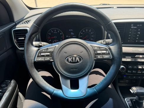 Used 2020 Kia Sportage EX w/ Option Group 15 AWD/4WD image 18