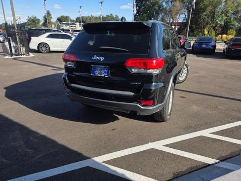 Used 2018 Jeep Grand Cherokee Laredo image 28