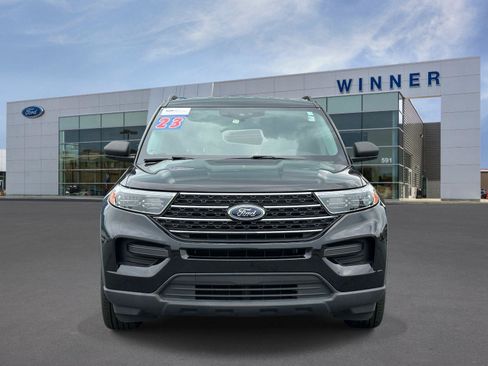 Certified 2023 Ford Explorer XLT RWD image 7