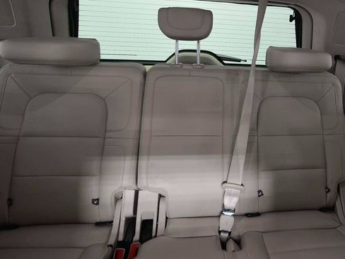 Used 2021 Lincoln Navigator Reserve w/ Luxury Package image 11