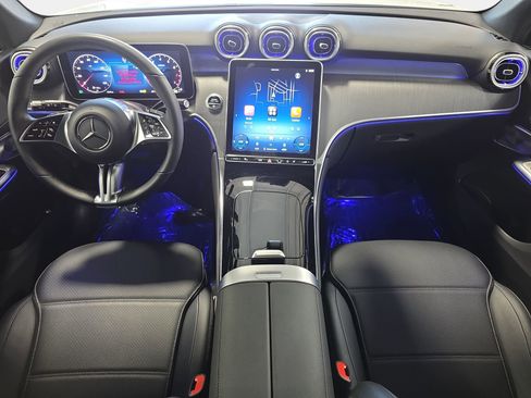 Certified 2025 Mercedes-Benz GLC 300 4MATIC image 9