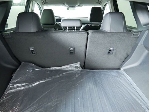 Used 2025 Nissan Murano SV image 17